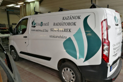 Univentil  vágott autódekor matrica